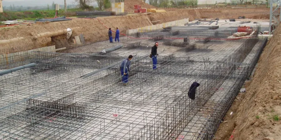 Shallow Foundation Design for Adelaide's Reactive Soils